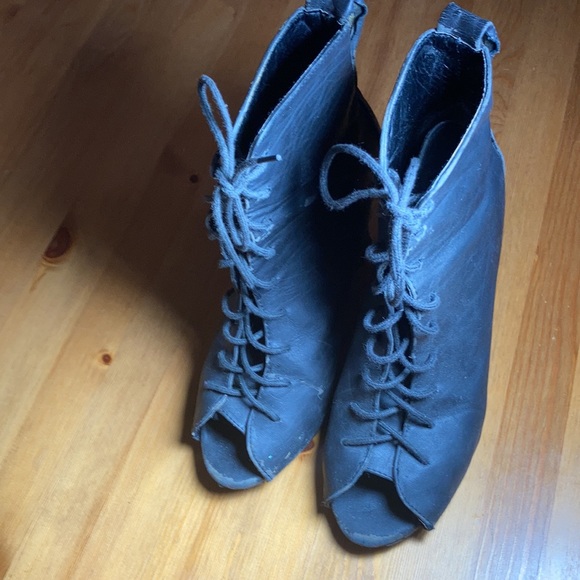 VINTAGE Open toe heeled booties - Picture 2 of 5